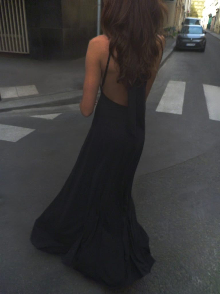 AE Long Dress in Black